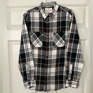 Urban Pipeline The Awesomely Soft Ultimate Flannel Button Down Shirt Medium